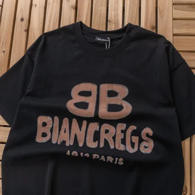 Футболка Balenciaga Front Inscription Biancregs "Black" фото № 2 Футболка Balenciaga Front Inscription Biancregs "Black" фото № 2