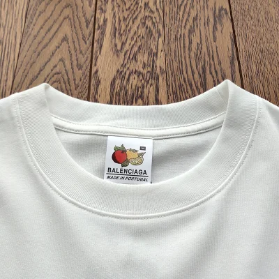 Футболка Balenciaga With Print And Logo "White" фото № 9 Футболка Balenciaga With Print And Logo "White" фото № 9