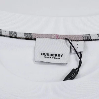Футболка Burberry Three-Dimensional Logo II "White" фото № 8