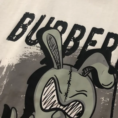 Футболка Burberry Rock And Roll "White" фото № 4 Футболка Burberry Rock And Roll "White" фото № 4