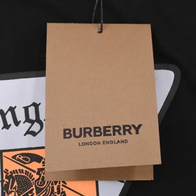 Футболка Burberry Logo In An Inverted Triangle "Black" фото № 5