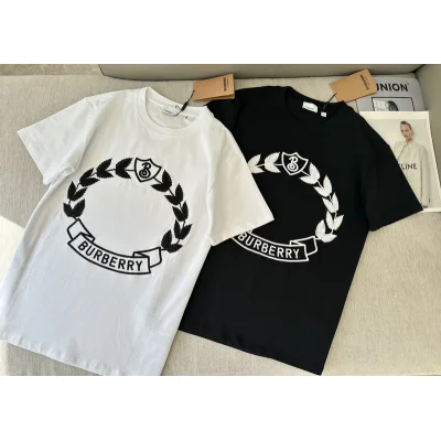 Футболка Burberry Beautiful Wreath Print "Black" фото № 5