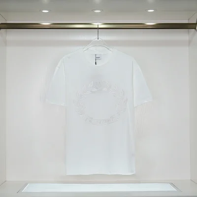 Футболка Burberry Logo With Wreath "White" фото № 2