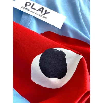 Футболка Comme des Garçons Play Red Heart Eyes "Blue" фото № 4