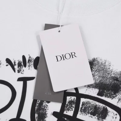 Футболка Dior Slob "White" фото № 3 Футболка Dior Slob "White" фото № 3