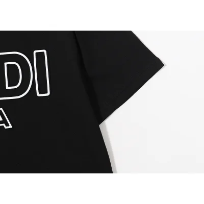 Футболка Fendi Plain "Black" фото № 4 Футболка Fendi Plain "Black" фото № 4
