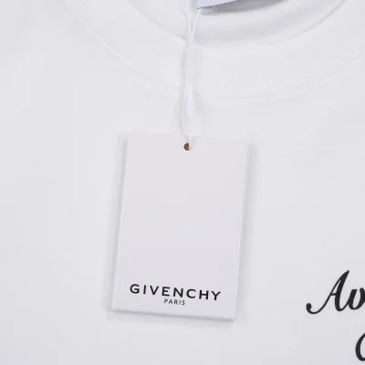 Футболка Givenchy Paris 75008 "White" фото № 3 Футболка Givenchy Paris 75008 "White" фото № 3