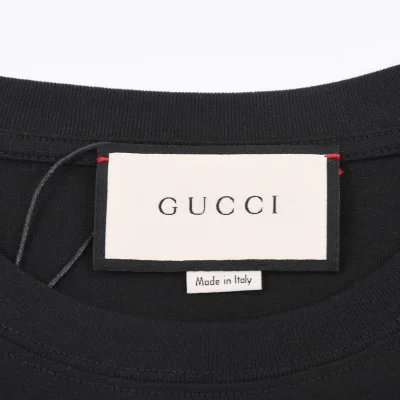 Футболка Gucci Print Lipstick "Black" фото № 7 Футболка Gucci Print Lipstick "Black" фото № 7