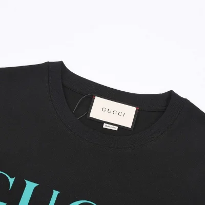 Футболка Gucci Print Lipstick "Black" фото № 8 Футболка Gucci Print Lipstick "Black" фото № 8