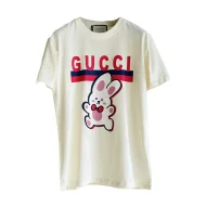 Футболка Gucci Cute Bunny Print Футболка Gucci Cute Bunny Print