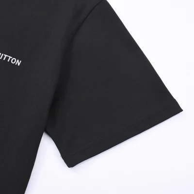 Футболка Louis Vuitton LV on the chest "Black" фото № 8