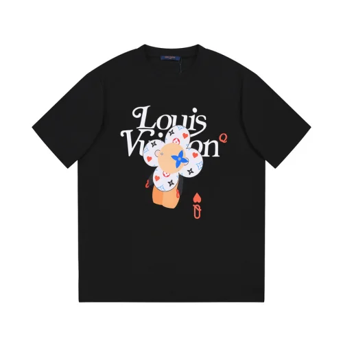 Футболка Louis Vuitton With An Elegant Logo And Brand Emblems "Black"