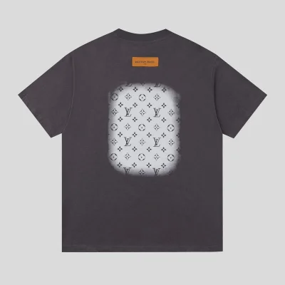 Футболка Louis Vuitton White Spot "Gray" фото № 2 Футболка Louis Vuitton White Spot "Gray" фото № 2