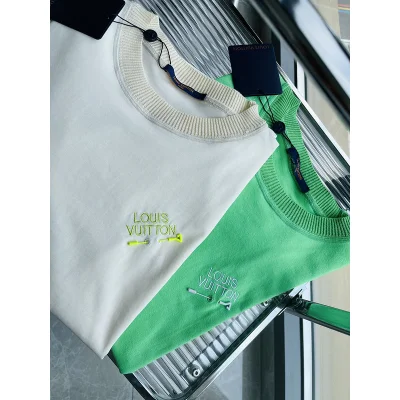 Футболка Louis Vuitton Solid Color With A Hole "White" фото № 2