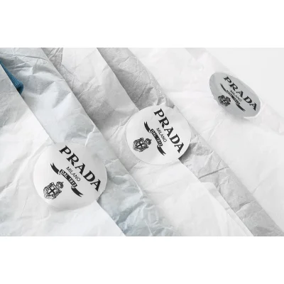 Футболка Prada Outline Octopus Logo "White" фото № 5 Футболка Prada Outline Octopus Logo "White" фото № 5