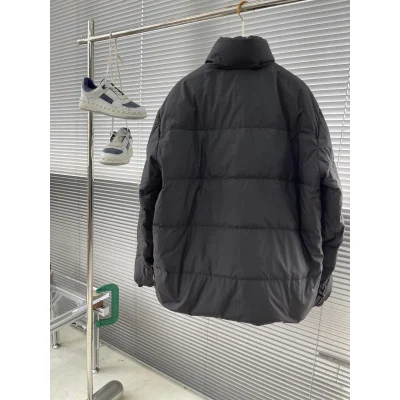 Двусторонний пуховик Burberry Dual Heritage "Black" фото № 6 Двусторонний пуховик Burberry Dual Heritage "Black" фото № 6