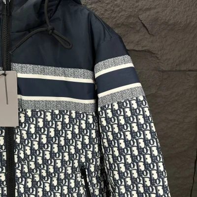 Двусторонний пуховик Christian Dior Monogram Oblique Lux "Navy Blue" фото № 6 Двусторонний пуховик Christian Dior Monogram Oblique Lux "Navy Blue" фото № 6