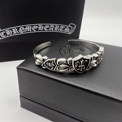 Браслет Chrome Hearts Open-End With Coat Of Arms "Silver" фото № 3