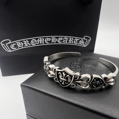 Браслет Chrome Hearts Open-End With Coat Of Arms "Silver" фото № 4