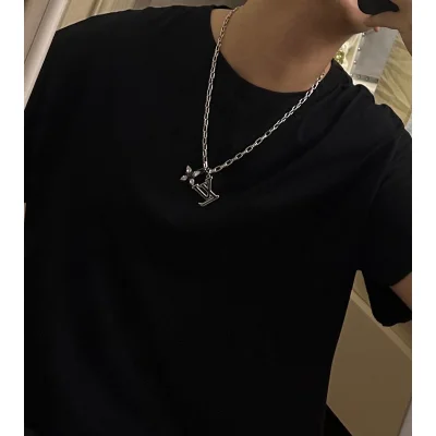 Подвеска Louis Vuitton Flower With Logo "Black" фото № 7