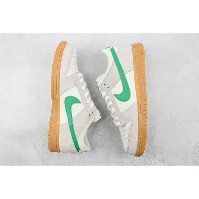 Nike SB Dunk Low Pro Retro "White/Green/SKU" фото № 7