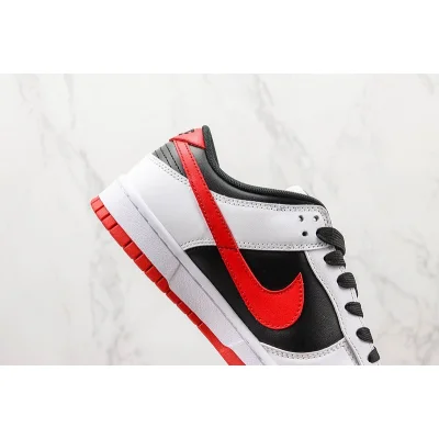 Nike SB Dunk Low "White/Black/University Red" фото № 4
