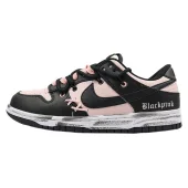 Nike SB Dunk Low "Blackpink"