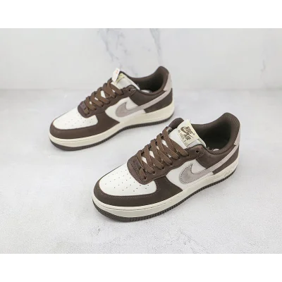 Nike Air Force 1 07 Low "White/Mocha/Brown" фото № 5