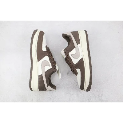 Nike Air Force 1 07 Low "White/Mocha/Brown" фото № 6