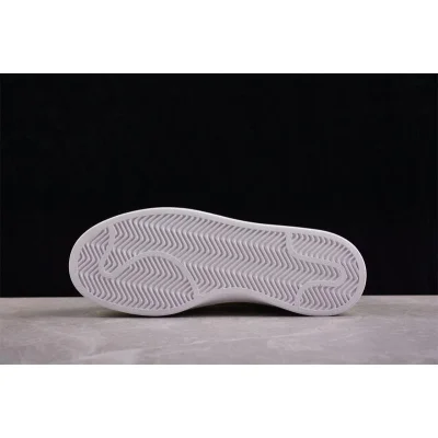 Moncler x Adidas Campus "The Art of Exploration – Solar Yellow" фото № 4 Moncler x Adidas Campus "The Art of Exploration – Solar Yellow" фото № 4