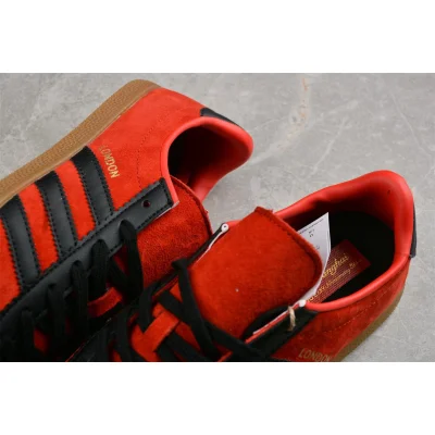 adidas London 96 "Scarlet/Core Black/Better Scarlet" фото № 4 adidas London 96 "Scarlet/Core Black/Better Scarlet" фото № 4