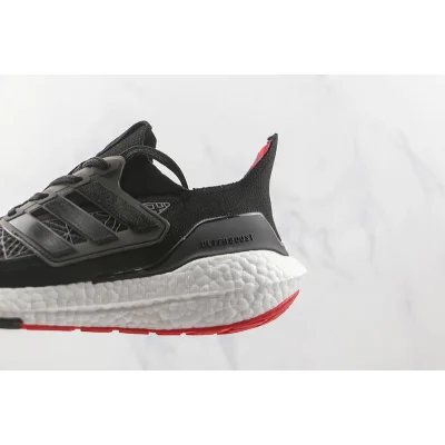 Adidas UltraBoost 2021 "Chinese New Year" фото № 4 Adidas UltraBoost 2021 "Chinese New Year" фото № 4
