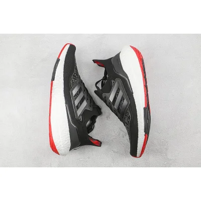 Adidas UltraBoost 2021 "Chinese New Year" фото № 5 Adidas UltraBoost 2021 "Chinese New Year" фото № 5
