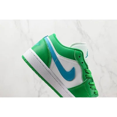 Air Jordan 1 Low "Lucky Green Aquatone" фото № 4