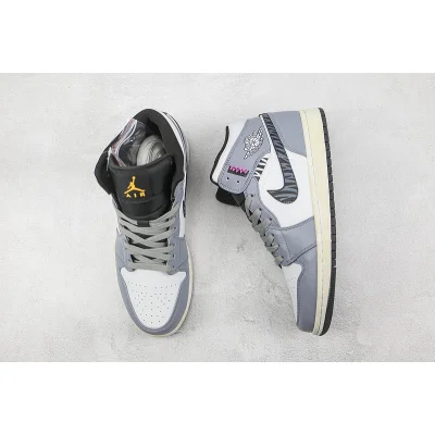 Air Jordan 1 Mid "White/Grey/Black" фото № 5 Air Jordan 1 Mid "White/Grey/Black" фото № 5