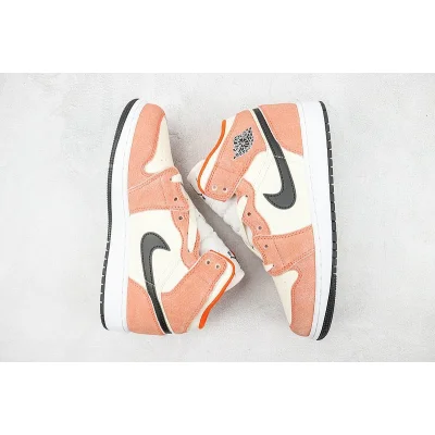 Air Jordan 1 Mid SE "Orange Suede" фото № 7 Air Jordan 1 Mid SE "Orange Suede" фото № 7