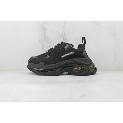 Balenciaga Triple S "Dark Black" фото № 2