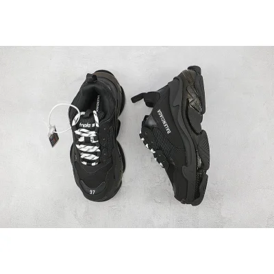 Balenciaga Triple S "Dark Black" фото № 7