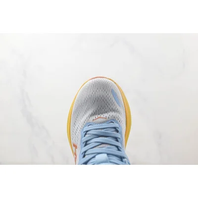 Hoka One One Running Clifton 9 "Airy Blue Ice Water" фото № 3 Hoka One One Running Clifton 9 "Airy Blue Ice Water" фото № 3