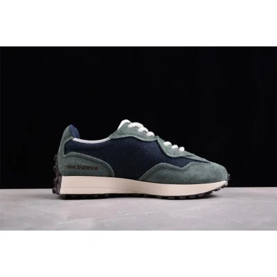 New Balance 327 "Midnight Green Outerspace" фото № 3