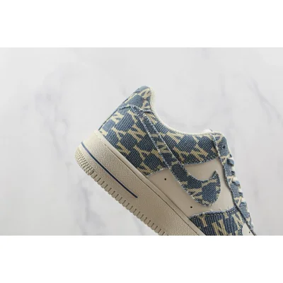 Nike Air Force 1 07 "Denim New York City" фото № 4 Nike Air Force 1 07 "Denim New York City" фото № 4