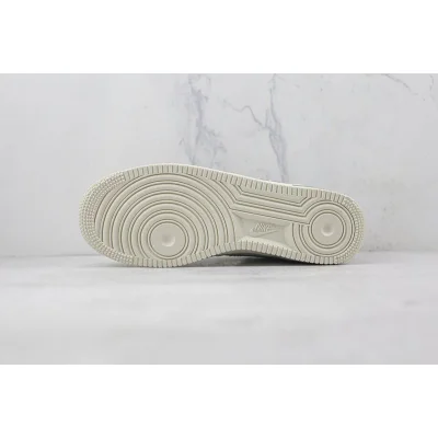 Nike Air Force 1 07 "Denim New York City" фото № 8 Nike Air Force 1 07 "Denim New York City" фото № 8