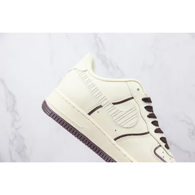 Louis Vuitton x Nike Air Force 1 Low "Cream White/Brown/Hatching" фото № 3 Louis Vuitton x Nike Air Force 1 Low "Cream White/Brown/Hatching" фото № 3