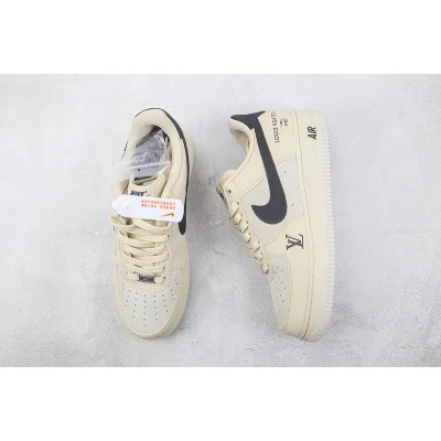 Louis Vuitton x Nike Air Force 1 07 Low "Black/Beige/Grey" фото № 7 Louis Vuitton x Nike Air Force 1 07 Low "Black/Beige/Grey" фото № 7
