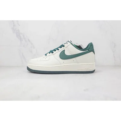 Nike Air Force 1 07 Low "Cream White/Dark Green" фото № 2 Nike Air Force 1 07 Low "Cream White/Dark Green" фото № 2