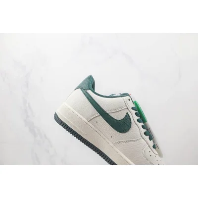 Nike Air Force 1 07 Low "Cream White/Dark Green" фото № 3 Nike Air Force 1 07 Low "Cream White/Dark Green" фото № 3