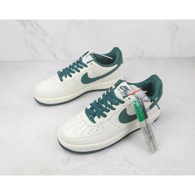 Nike Air Force 1 07 Low "Cream White/Dark Green" фото № 5 Nike Air Force 1 07 Low "Cream White/Dark Green" фото № 5