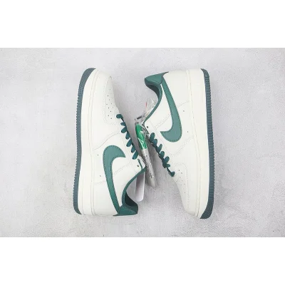 Nike Air Force 1 07 Low "Cream White/Dark Green" фото № 6 Nike Air Force 1 07 Low "Cream White/Dark Green" фото № 6