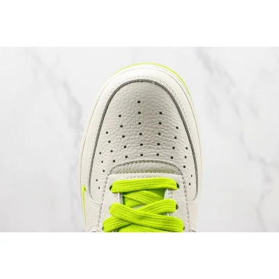 Nike Air Force 1 07 Low "White/Green" фото № 4 Nike Air Force 1 07 Low "White/Green" фото № 4