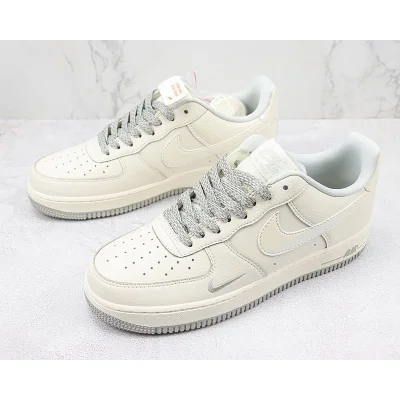 Nike Air Force 1 Low "Cream White" фото № 5